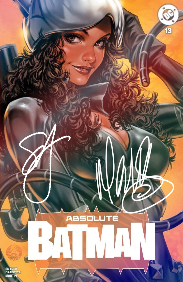 Mark Brooks Absolute Batman #13 - Exclusive Catwoman Foil Variant Cover